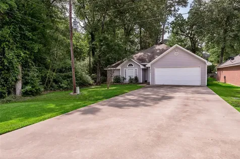 215 Bridgeview Drive Onalaska TX 77360