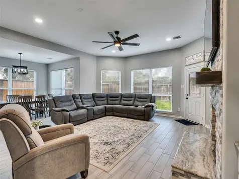 6134 Carlisle Lane League City TX 77573