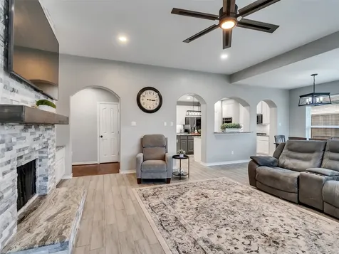6134 Carlisle Lane League City TX 77573