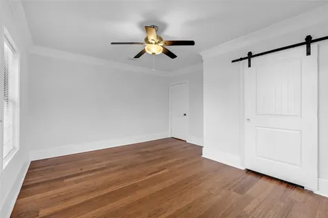 1633 Fourcade Street A Houston TX 77023