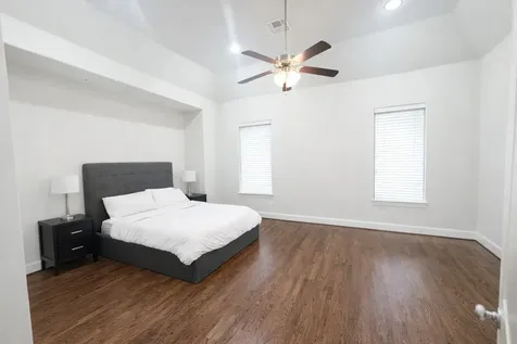 2318 Hutchins Street Houston TX 77004