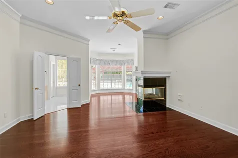 16 Treverstone Court Sugar Land TX 77479