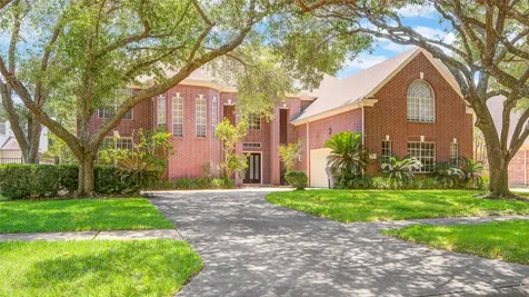 16 Treverstone Court Sugar Land TX 77479