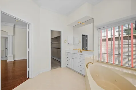 16 Treverstone Court Sugar Land TX 77479