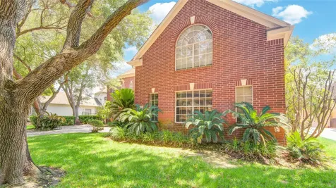 16 Treverstone Court Sugar Land TX 77479