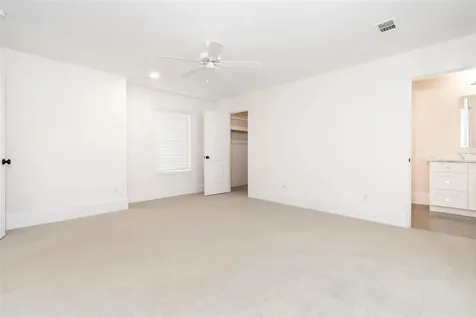 3821 N Braeswood Boulevard C Houston TX 77025