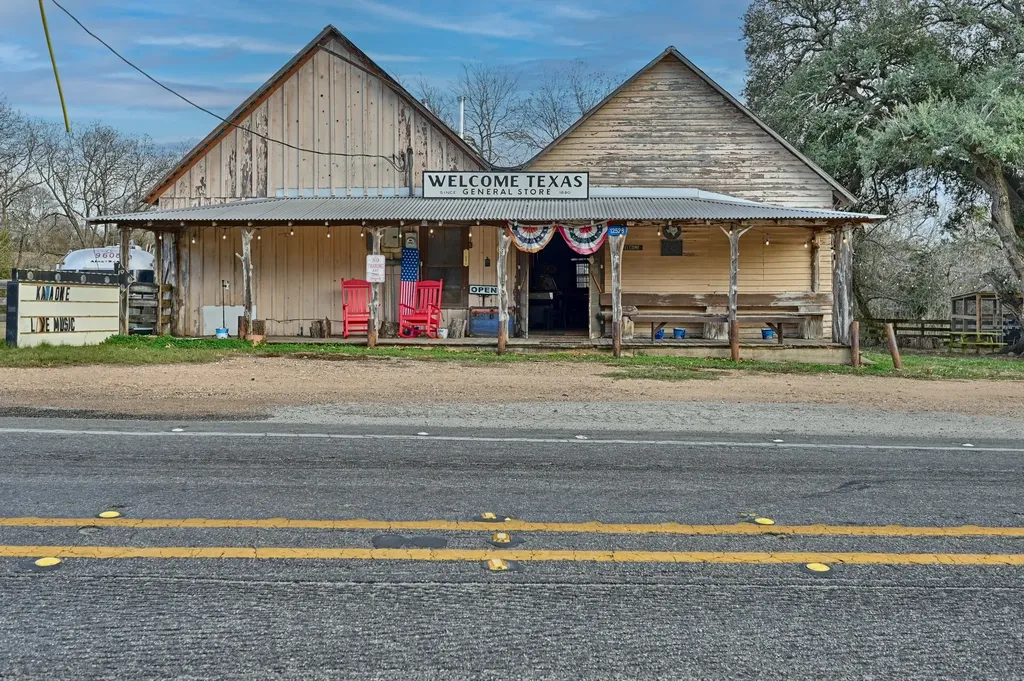 12528 Fm 109 Industry TX 78944