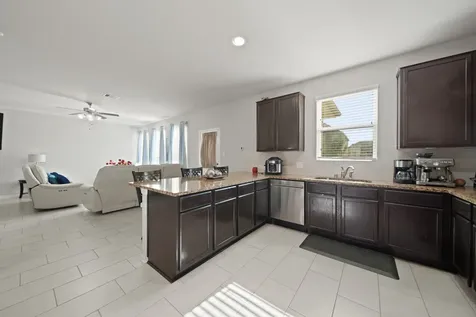 2507 Sunlit Meadow Trail Fresno TX 77545