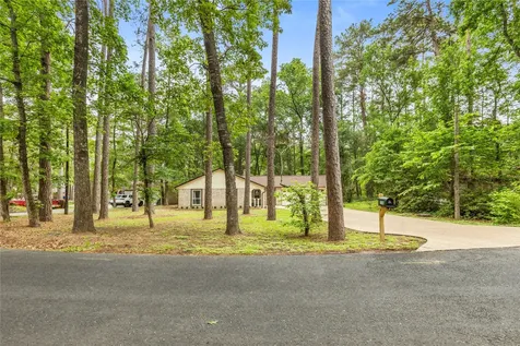 3740 Summer Lane Huntsville TX 77340