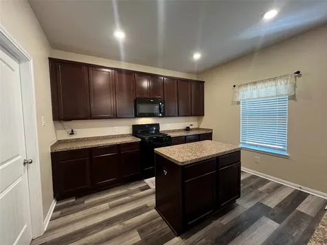 2340 La Salle Woods Conroe TX 77304