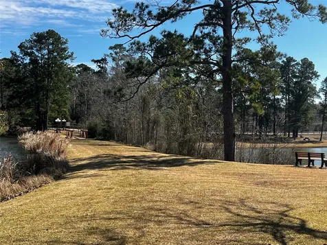2340 La Salle Woods Conroe TX 77304