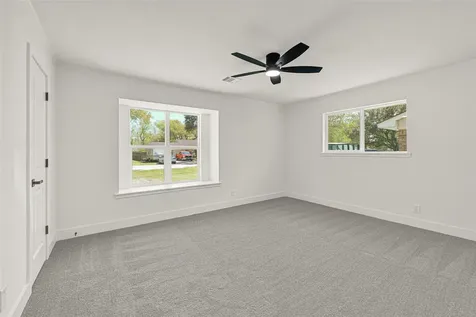 2100 Crestwood Drive Richmond TX 77469