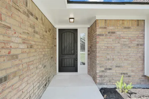 2100 Crestwood Drive Richmond TX 77469