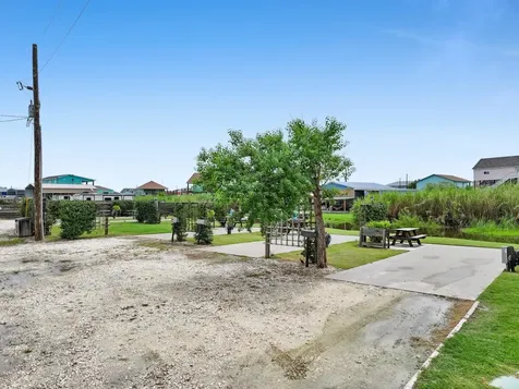 894, 896 S Crystal Beach Road Crystal Beach TX 77650