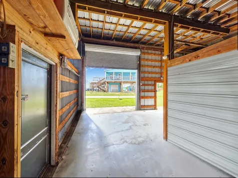 894, 896 S Crystal Beach Road Crystal Beach TX 77650