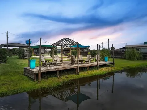 894, 896 S Crystal Beach Road Crystal Beach TX 77650