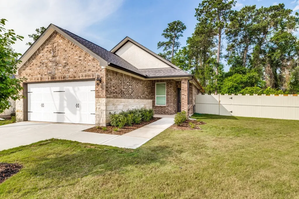 17514 Rosette Grass Drive Conroe TX 77385