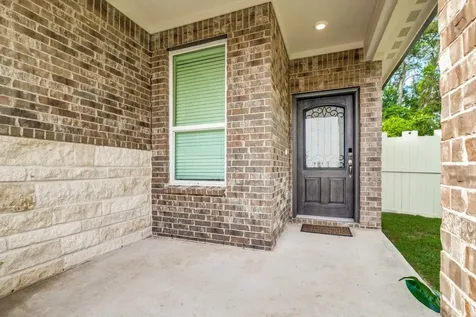17514 Rosette Grass Drive Conroe TX 77385
