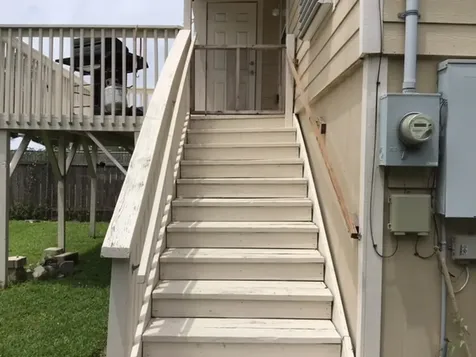 4615 Avenue Q 1/2 Galveston TX 77551