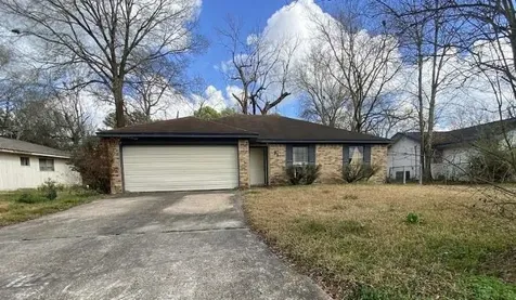 95 Briggs Street Beaumont TX 77707