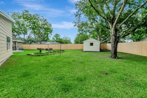 1002 S 2nd Street Ganado TX 77962