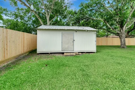 1002 S 2nd Street Ganado TX 77962