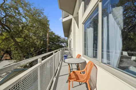 3311 Yupon Street 317 Houston TX 77006