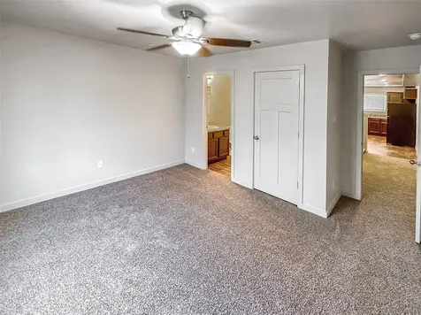 10535 Mills Road 4b Houston TX 77070