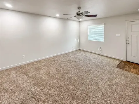 10535 Mills Road 4b Houston TX 77070