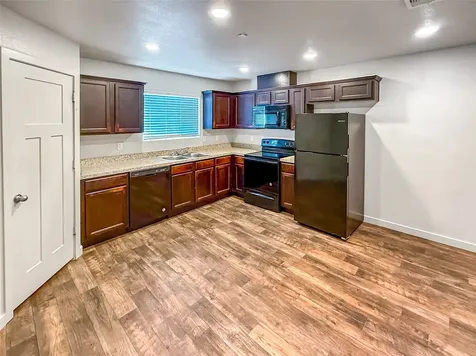 10535 Mills Road 4b Houston TX 77070