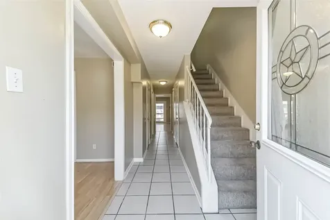 11525 Burdine 402 Road 402 Houston TX 77035