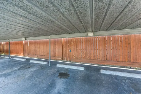 11525 Burdine 402 Road 402 Houston TX 77035