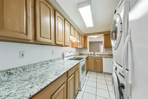 11525 Burdine 402 Road 402 Houston TX 77035