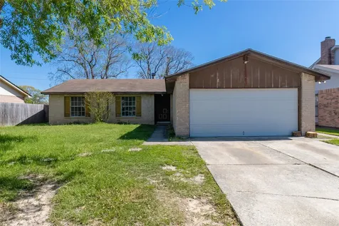 8406 Pebbledowne Drive Houston TX 77064