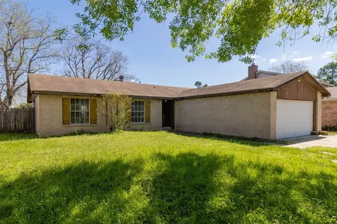 8406 Pebbledowne Drive Houston TX 77064