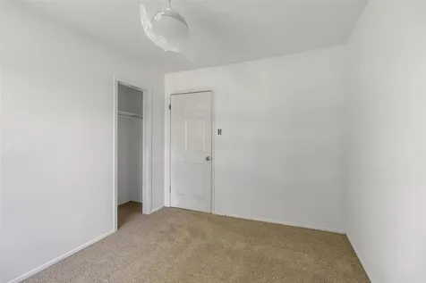 8406 Pebbledowne Drive Houston TX 77064