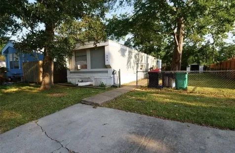 9810 Cedar Branch Drive Baytown TX 77521
