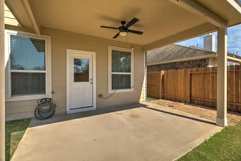 326 Polar Bear Trail Crosby TX 77532