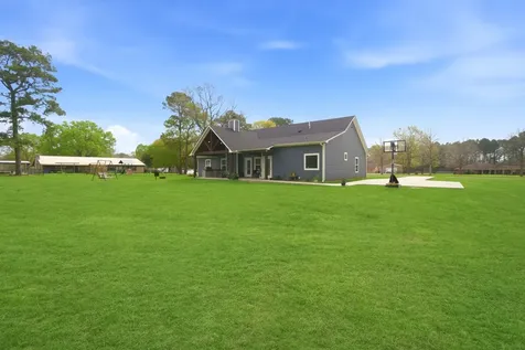 386 Pearl Thomas Road Livingston TX 77351