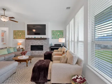 6715 Arrowbrook Cove Lane Katy TX 77493