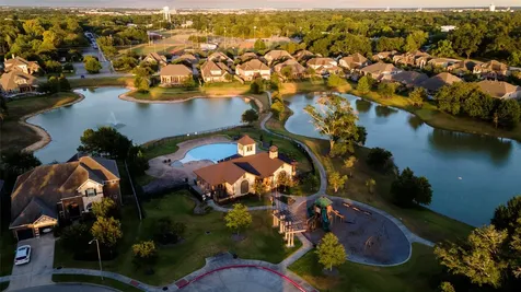 6715 Arrowbrook Cove Lane Katy TX 77493