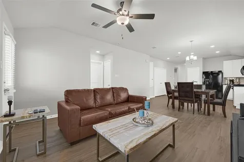 5325 Basquiat Drive Houston TX 77048