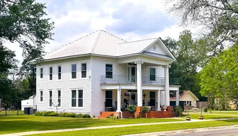 702 S 9th Avenue Teague TX 75860