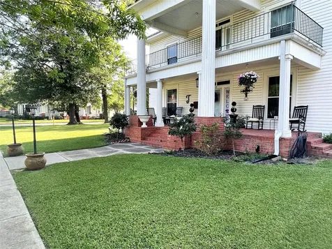 702 S 9th Avenue Teague TX 75860