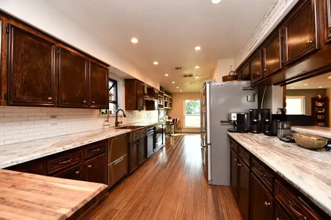 9102 Meaux Drive Houston TX 77031