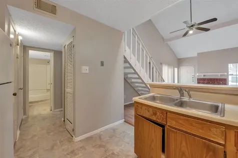 6345 Cattails Lane Houston TX 77035