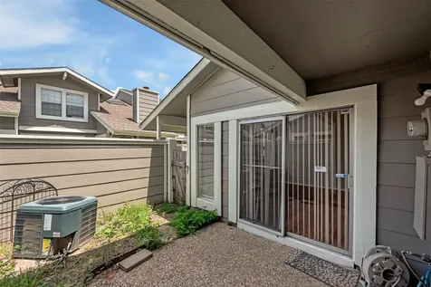 6345 Cattails Lane Houston TX 77035