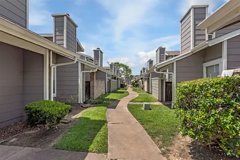 6345 Cattails Lane Houston TX 77035