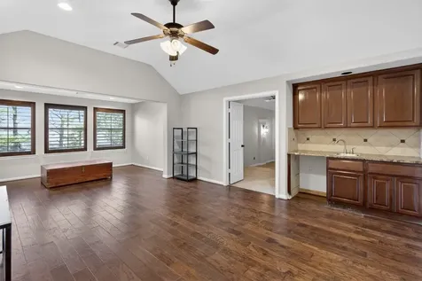 10 Almondell Court Magnolia TX 77354