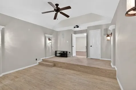 10 Almondell Court Magnolia TX 77354